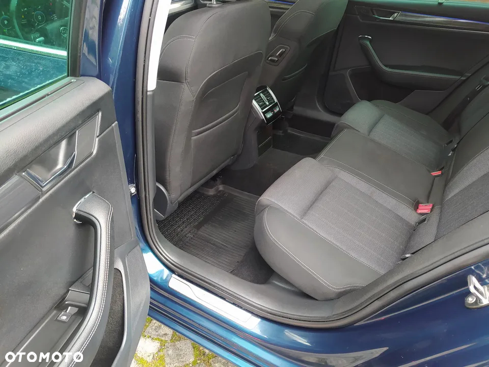 Skoda Superb 1.4 TSI Plug-In Hybrid Ambition DSG - 8