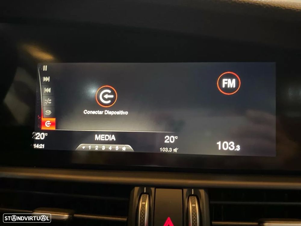 Alfa Romeo Giulia 2.2 D Super AT8 - 14