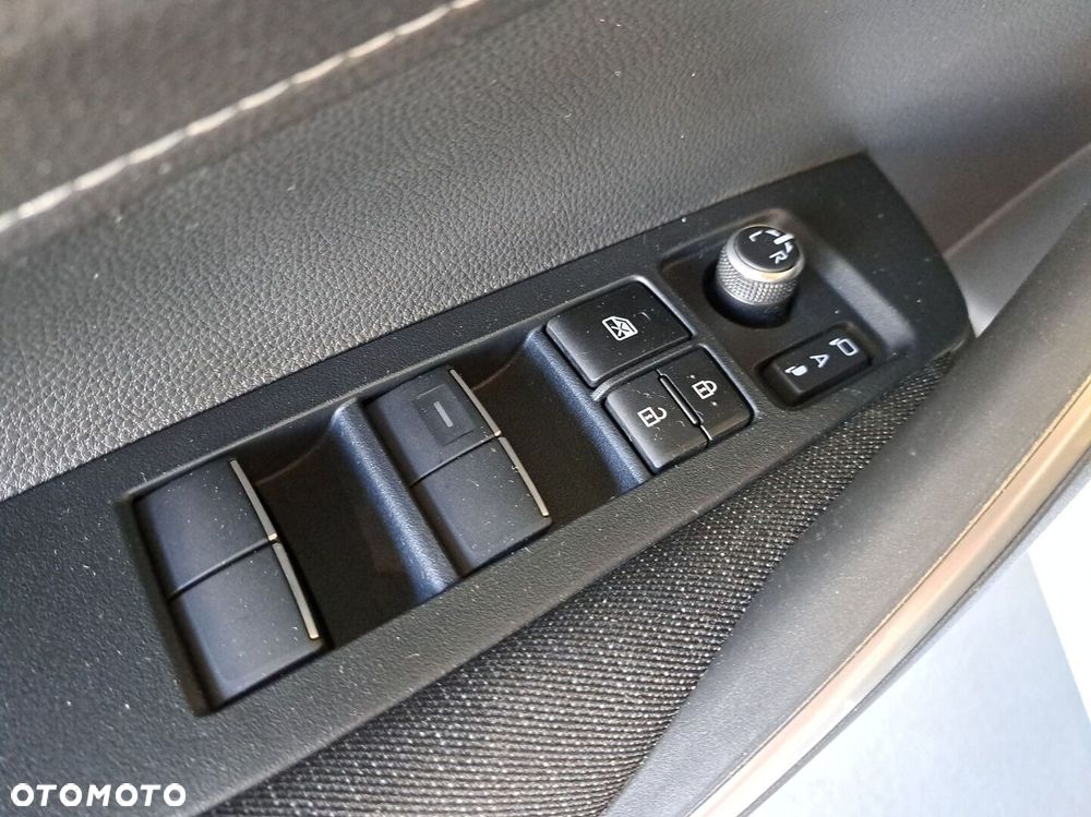 Toyota Corolla 1.8 Hybrid Comfort - 35