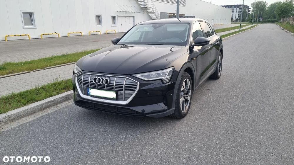 Audi e-tron - 1