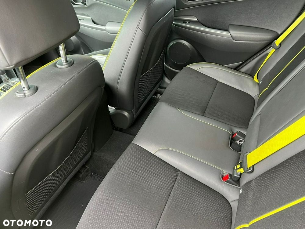 Hyundai Kona - 27