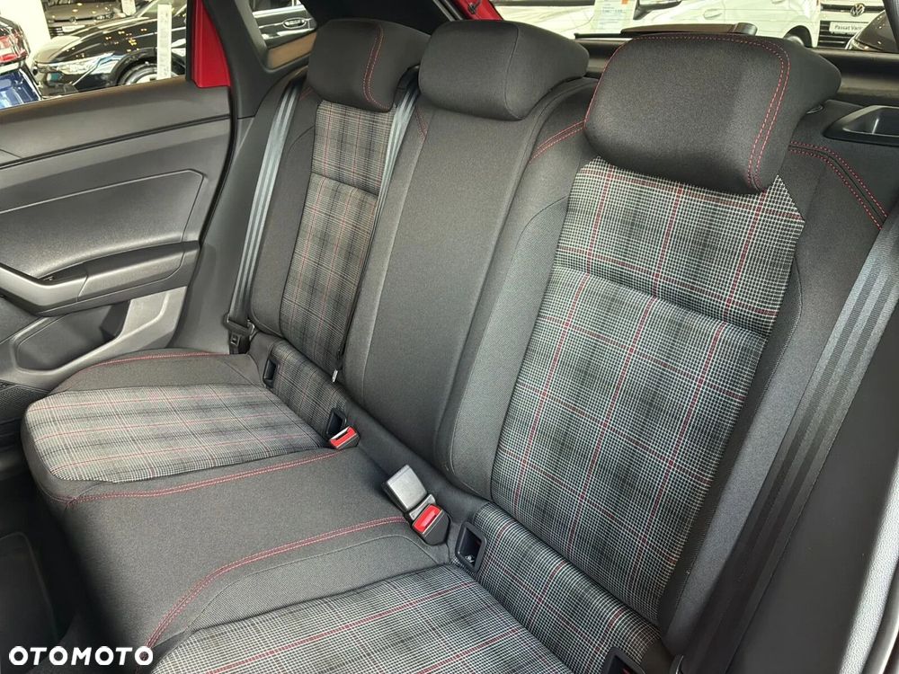 Volkswagen Polo - 6