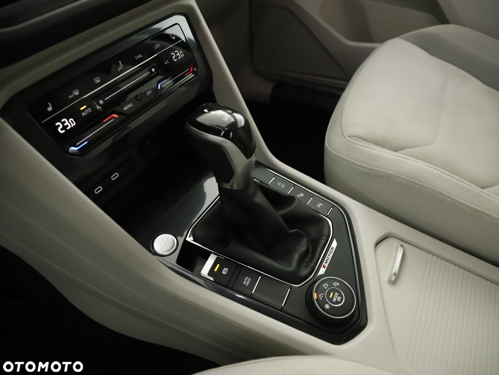Volkswagen Tiguan Allspace 2.0 TDI 4Mot Elegance DSG - 18
