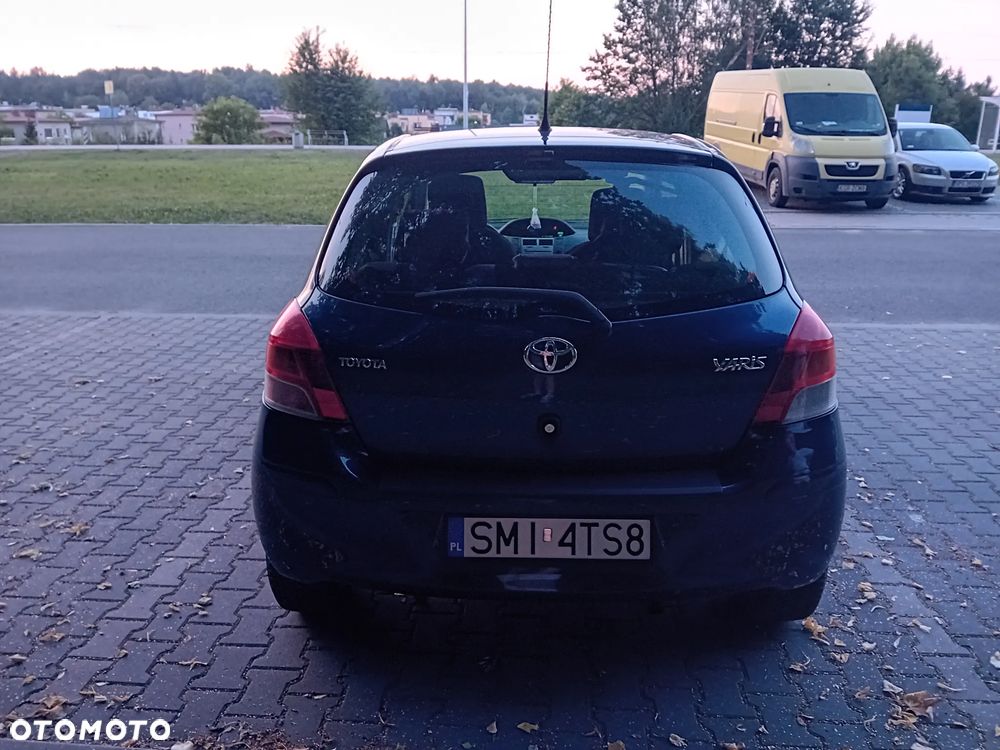 Toyota Yaris 1.33 VVT-i Sol - 8