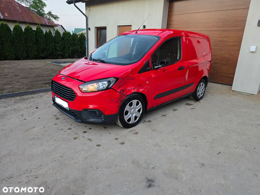 Ford Transit Courier - 1