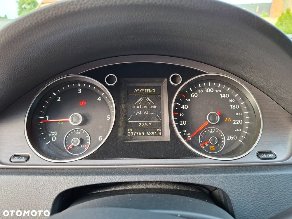 Volkswagen Passat 2.0 TDI 4Mot Highline - 17