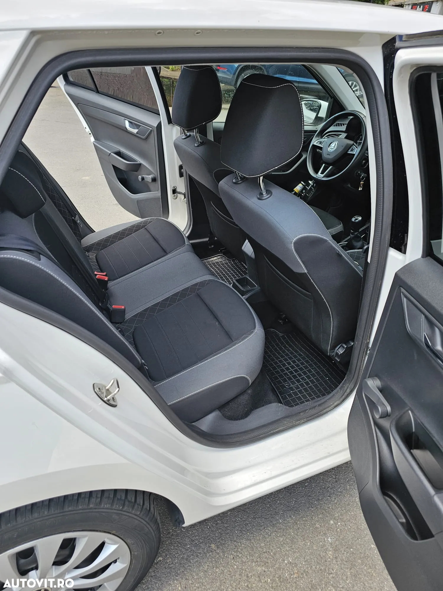 Skoda Fabia 1.0 TSI Style - 10