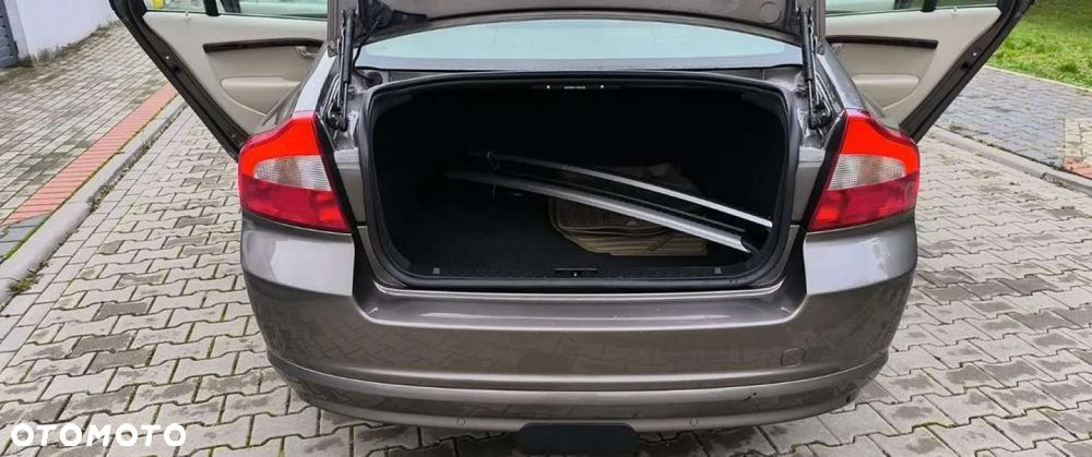 Volvo S80 - 17