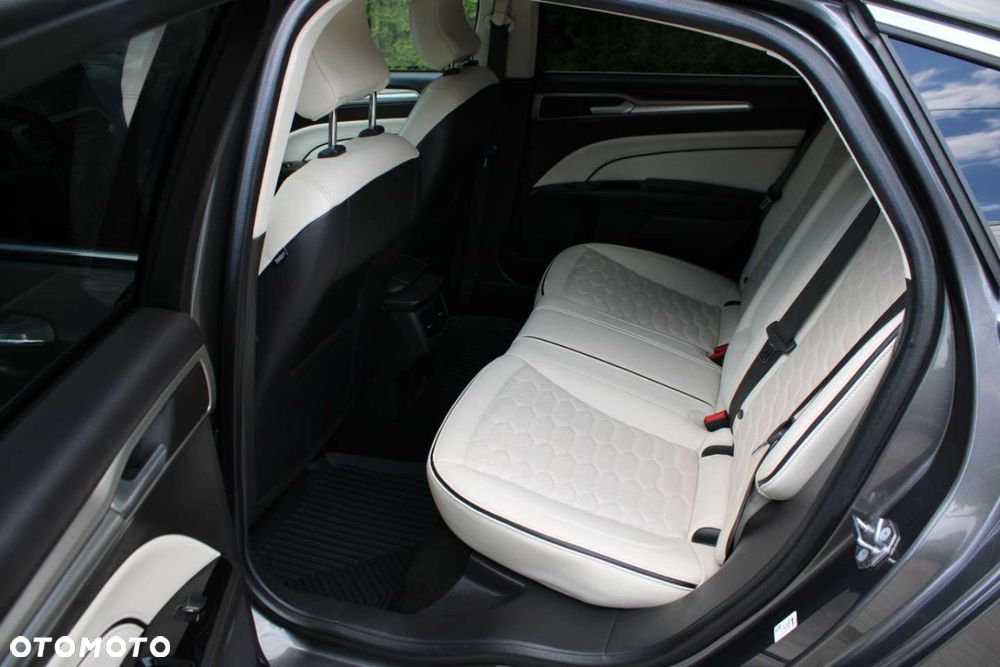 Ford Mondeo Vignale 2.0 TDCi Bi-Turbo PowerShift - 8