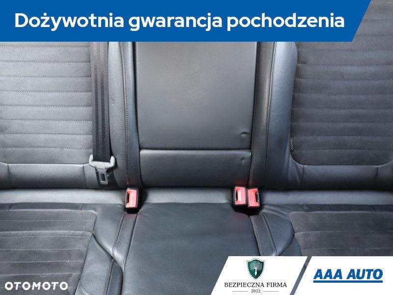 Volkswagen Passat Variant - 11