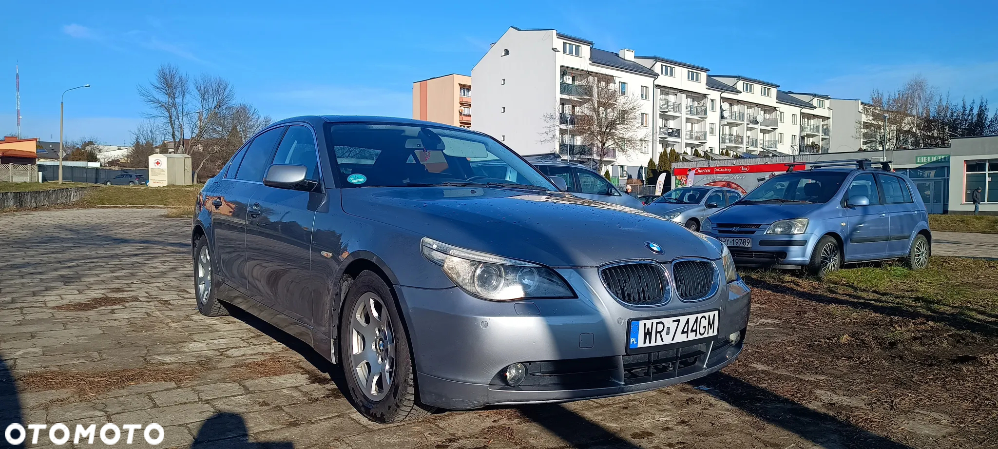 BMW Seria 5 520i - 28