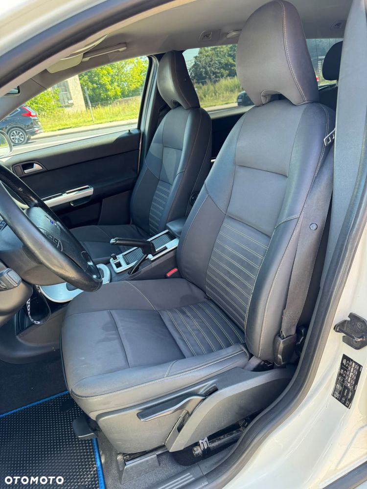 Volvo V50 D3 Momentum - 13