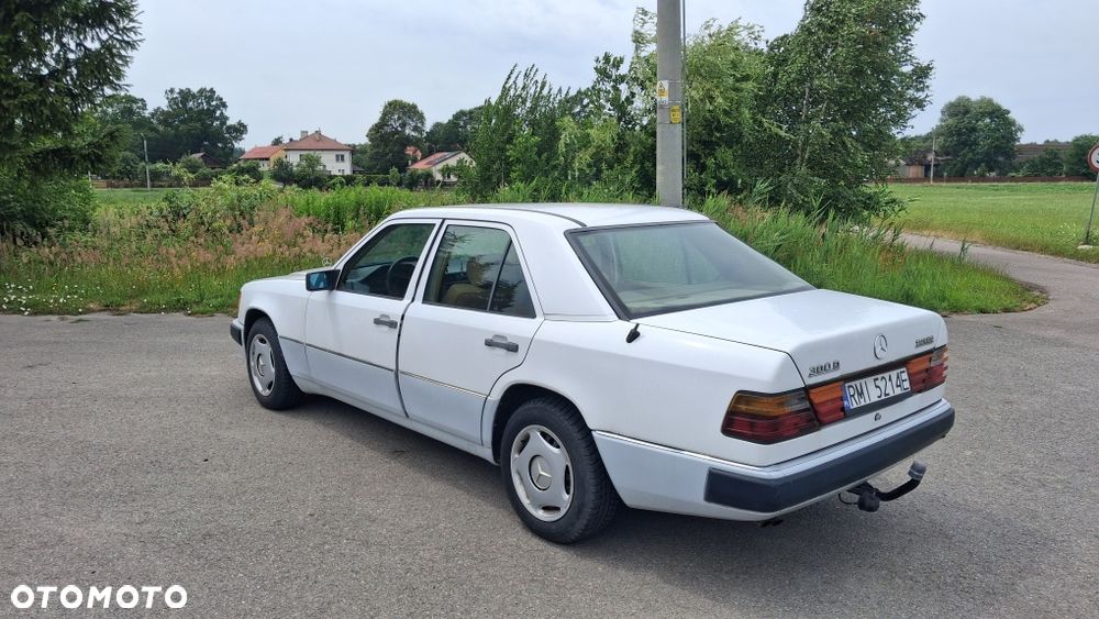Mercedes-Benz W124 (1984-1993) - 2