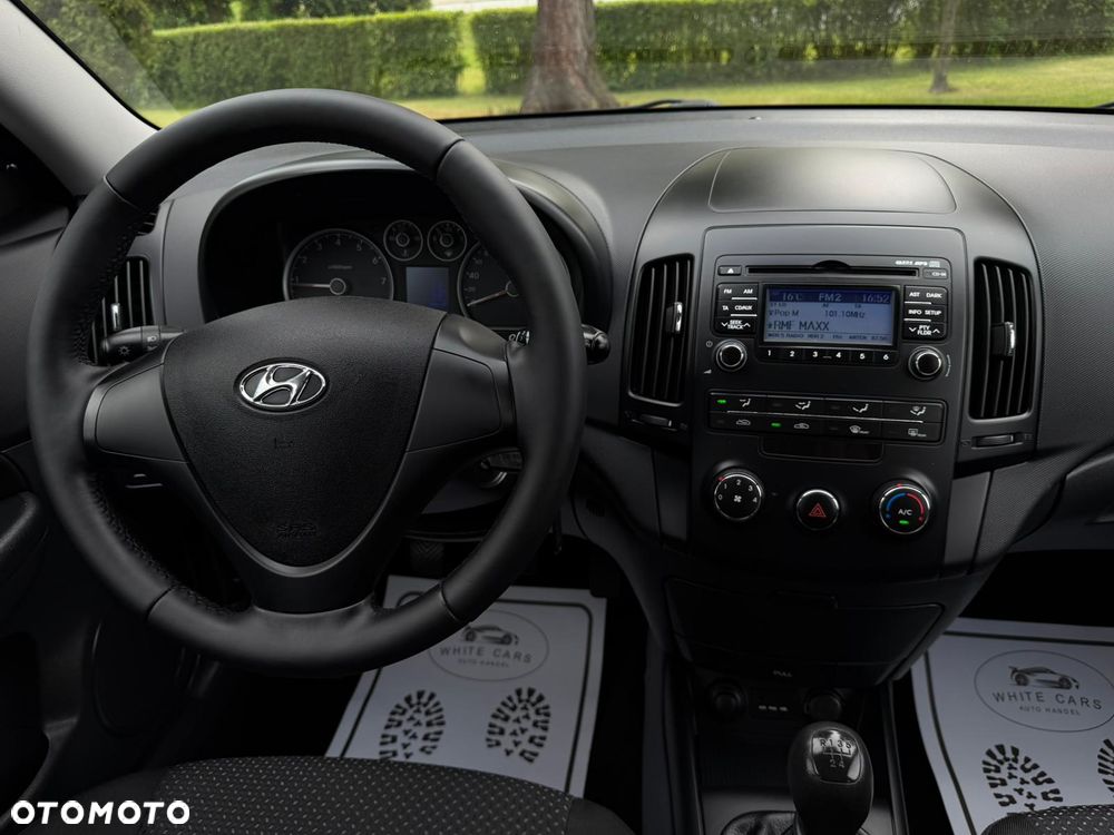 Hyundai i30 1.4 FIFA WM Edition - 9