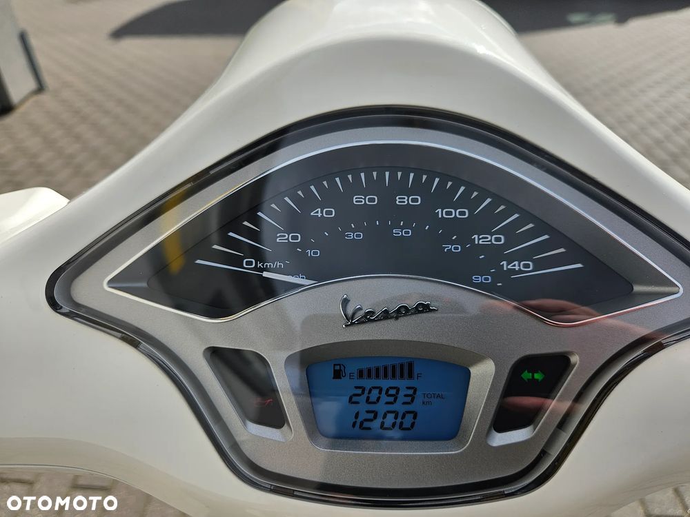 Vespa Primavera - 10