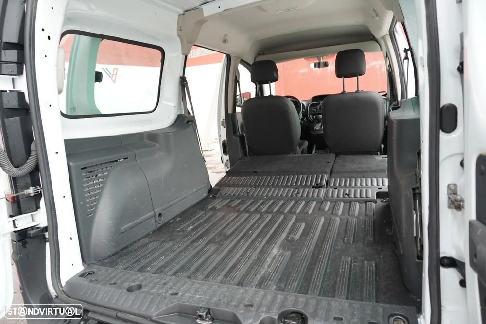 Renault Kangoo Maxi 33 (c/ Bateria) - 15