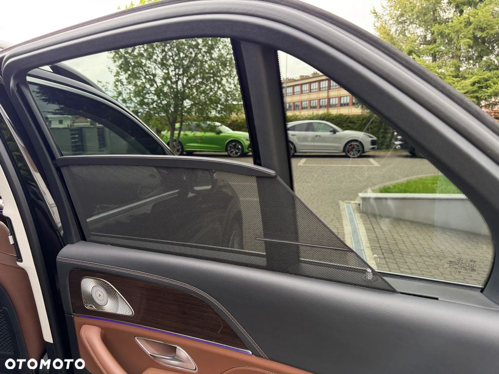 Mercedes-Benz GLE - 24