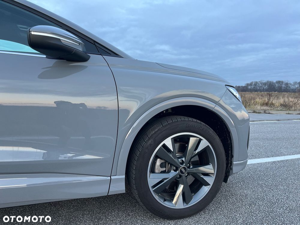 Audi Q4 e-tron e-tron 50 quattro - 14