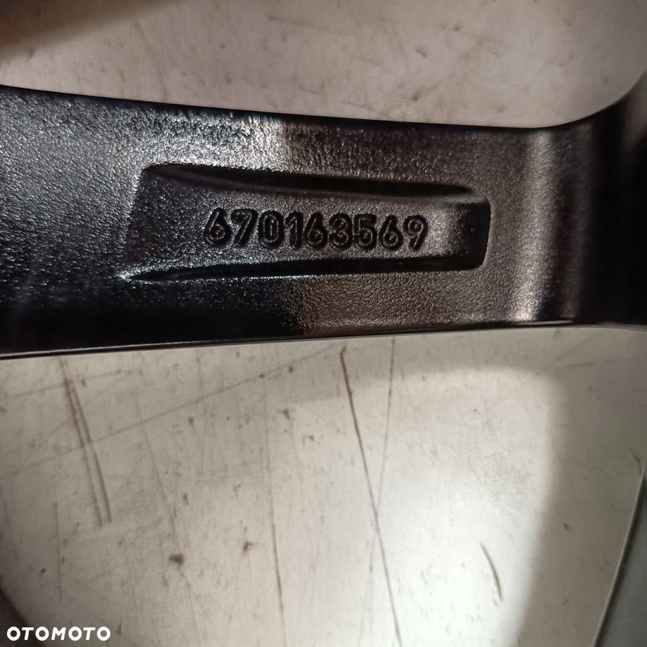 Alufelga 5x114,3 21 Maserati Levante 670163569 (F8399A) - 6