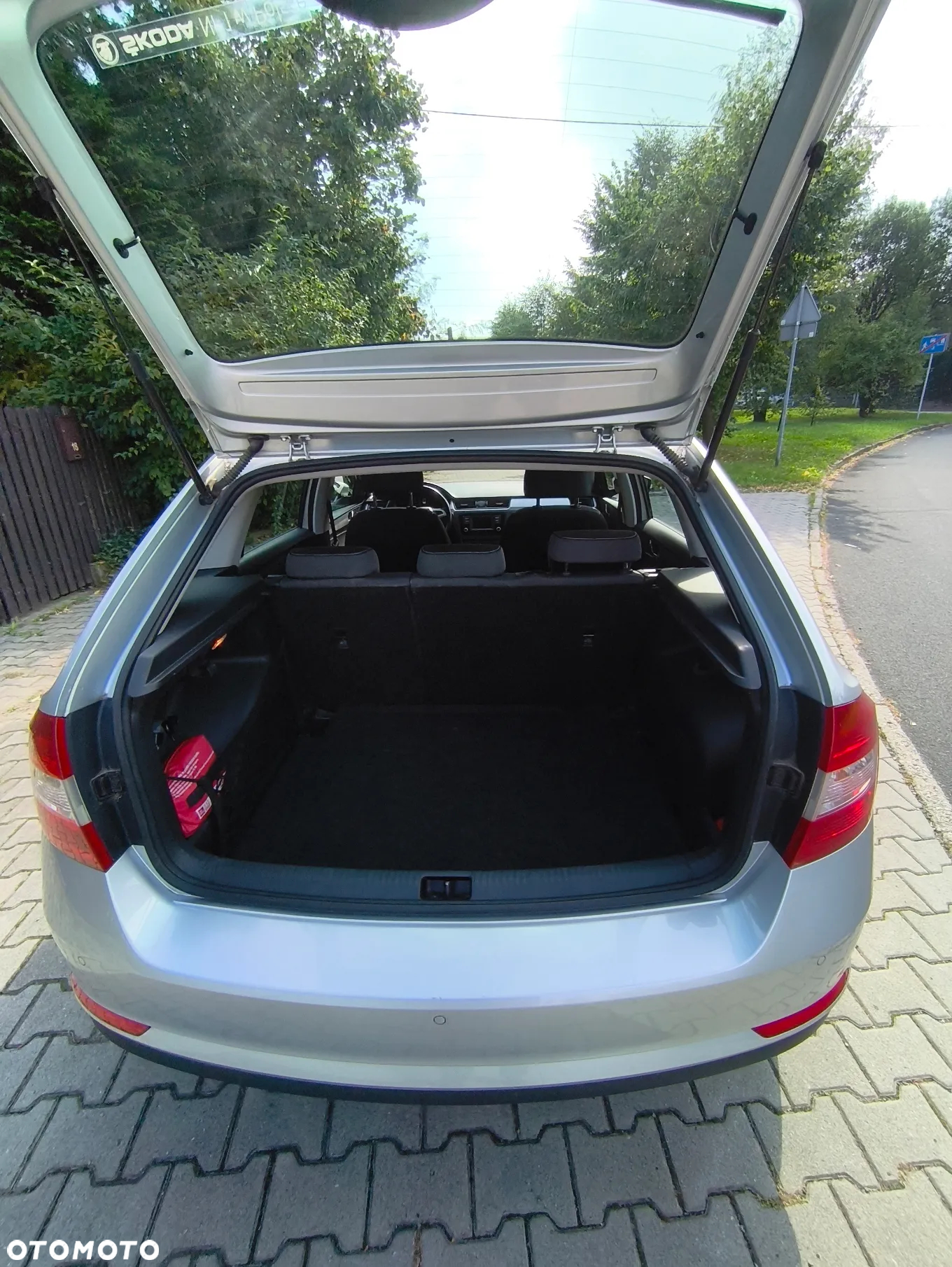 Skoda RAPID Spb 1.6 TDI DPF Ambition - 18