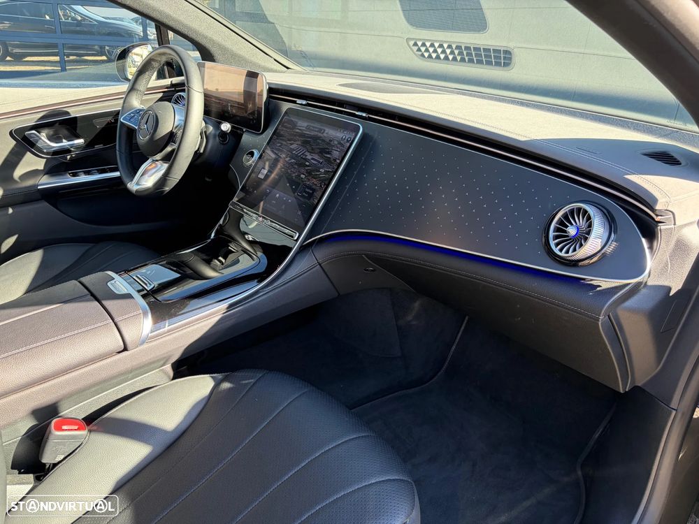 Mercedes-Benz EQE 350 - 9
