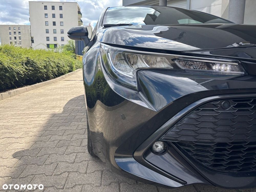 Toyota Corolla - 25