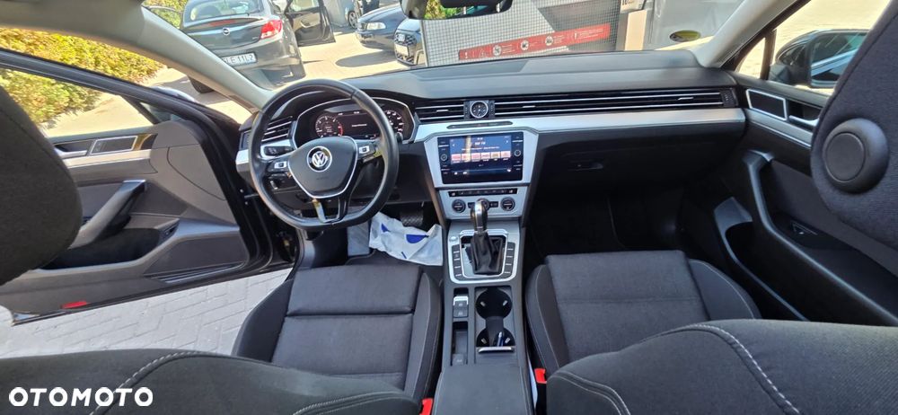 Volkswagen Passat Variant 2.0 TDI EVO Business DSG - 35