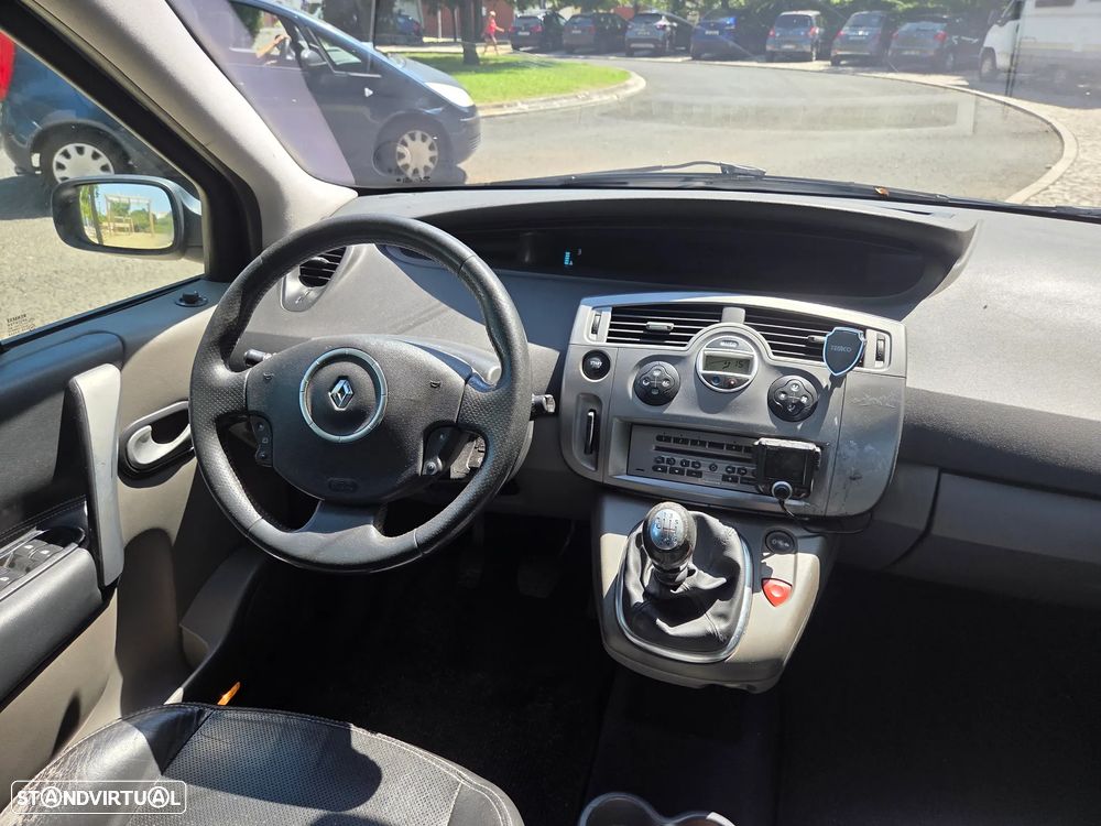 Renault Mégane Scénic - 14