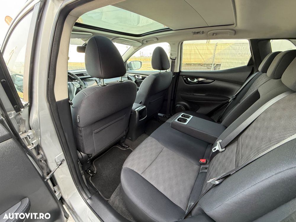 Nissan Qashqai 1.5 DCI TEKNA - 8