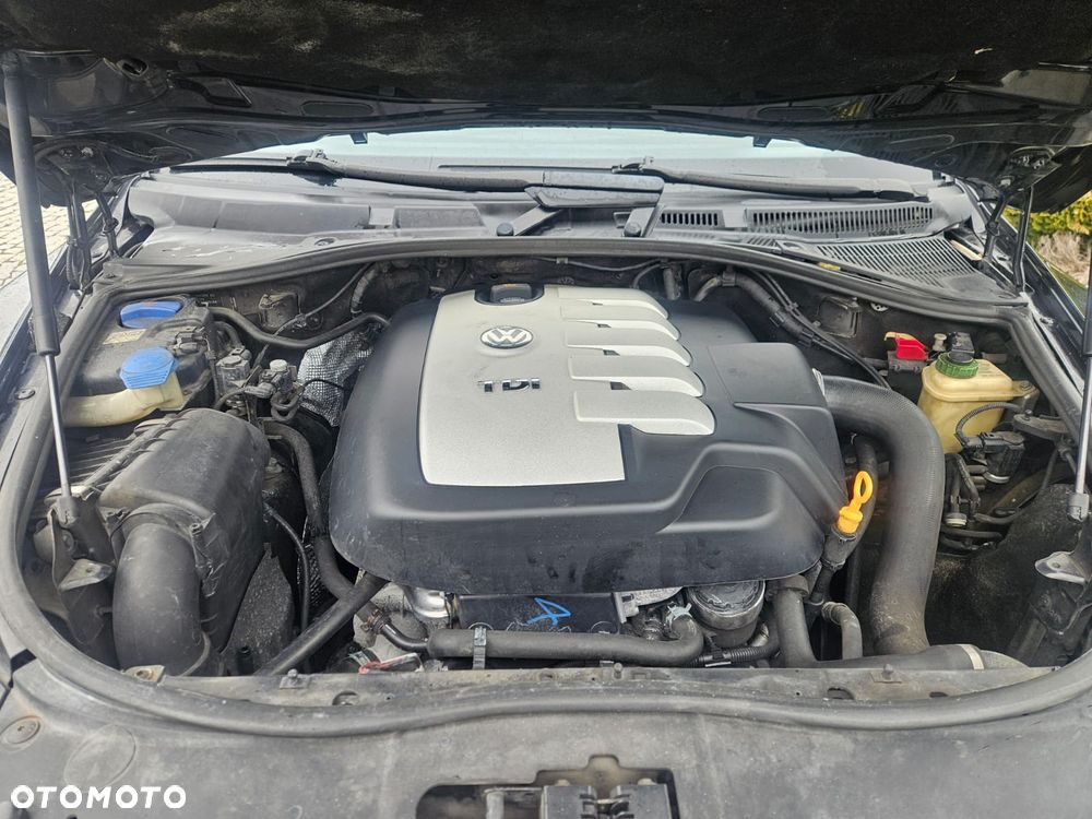 Volkswagen Touareg 2.5 R5 TDI Automatik - 8