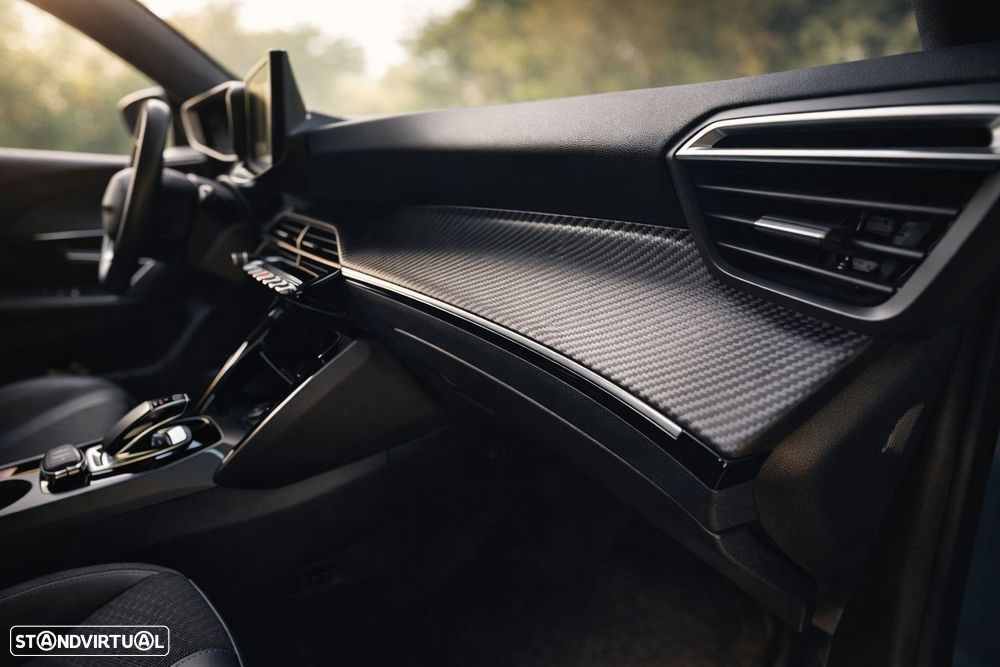 Peugeot e-2008 50 kWh Allure - 31