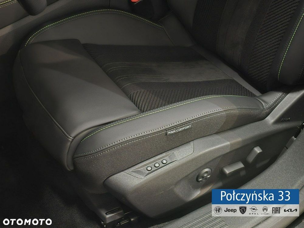 Peugeot 408 - 28