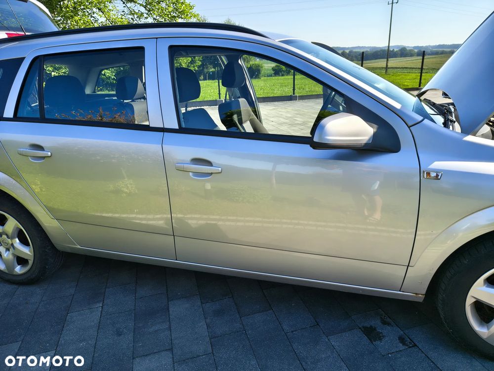 Opel Astra 1.7 CDTI ecoFLEX - 24