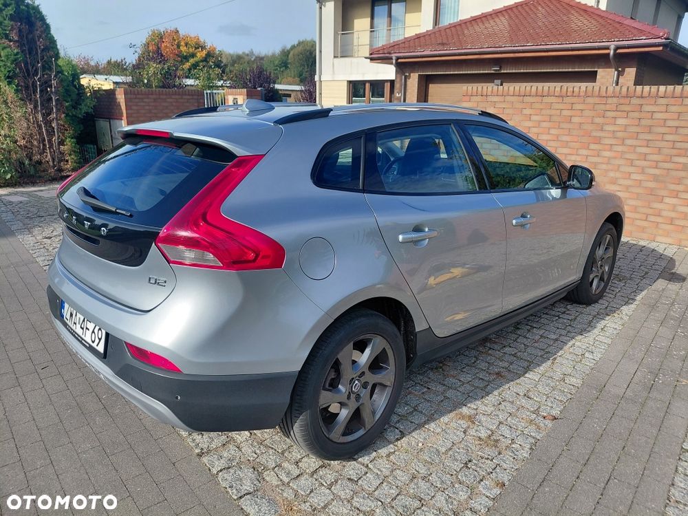 Volvo V40 Cross Country - 3
