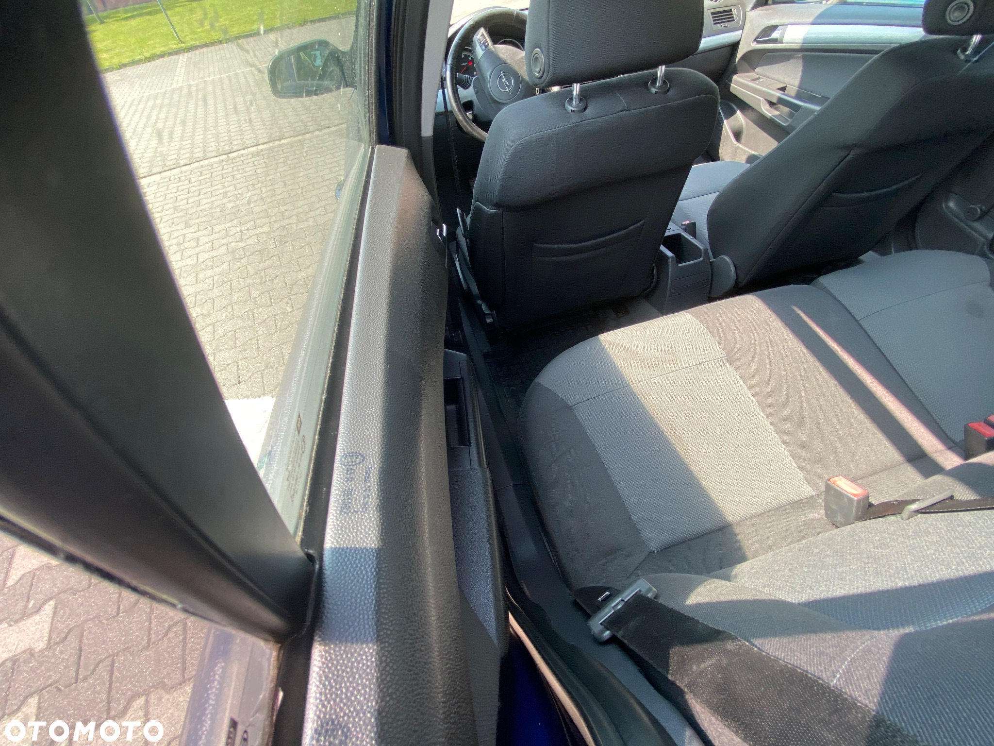 Opel Astra III 1.9 CDTI Cosmo - 11