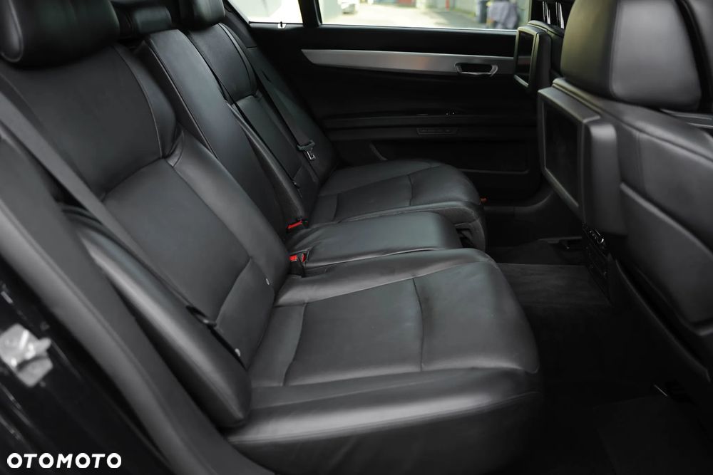 BMW Seria 7 730d L - 26