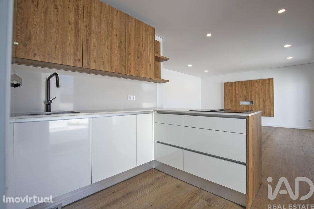 Casa T4 em Fernão Ferro de 106,00 m2 - Grande imagem: 2/30