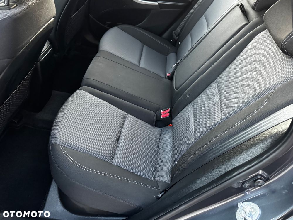 Hyundai i30 1.4 Passion Plus - 40