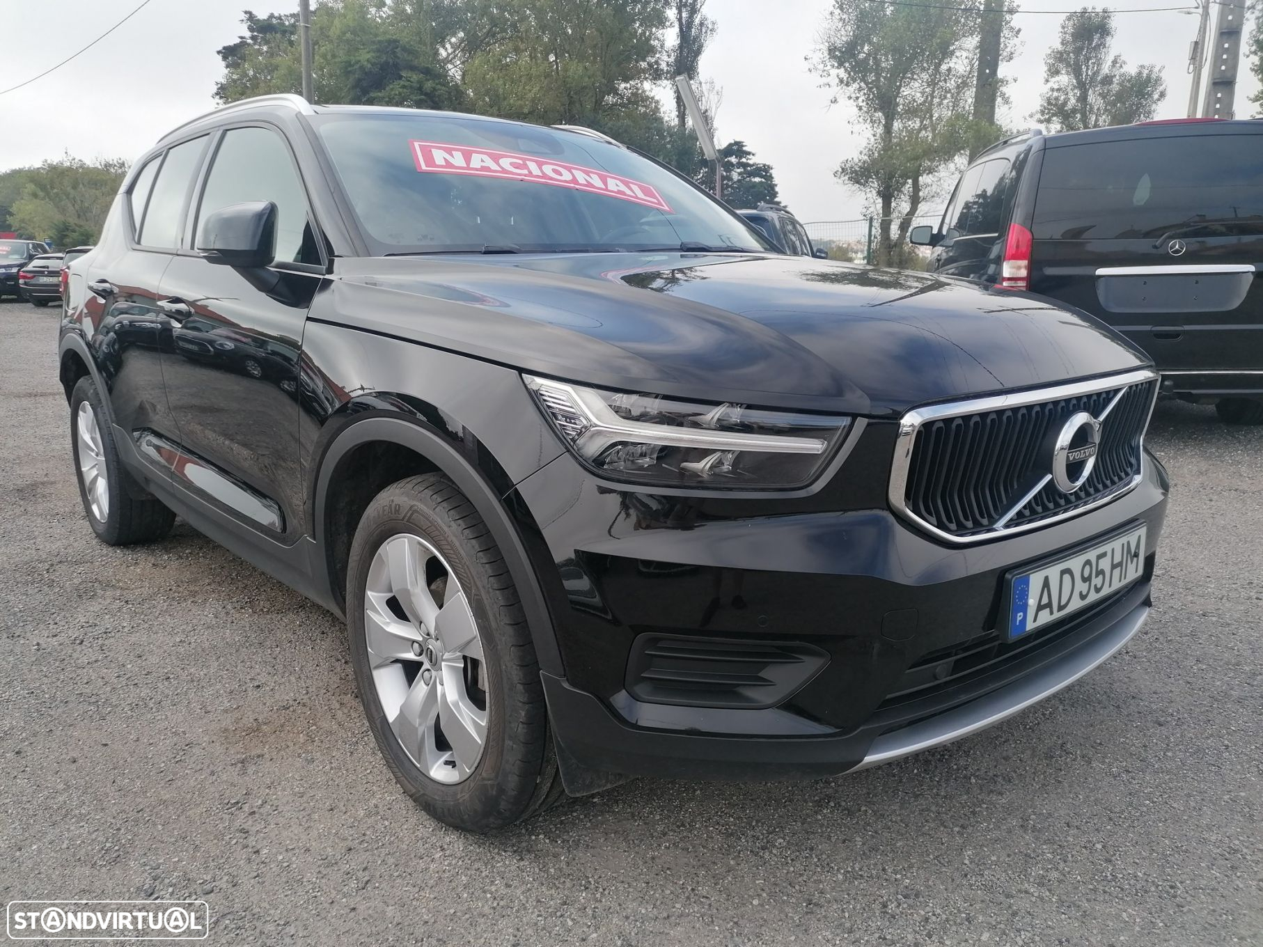 Volvo XC 40 2.0 D3 Momentum Plus - 2