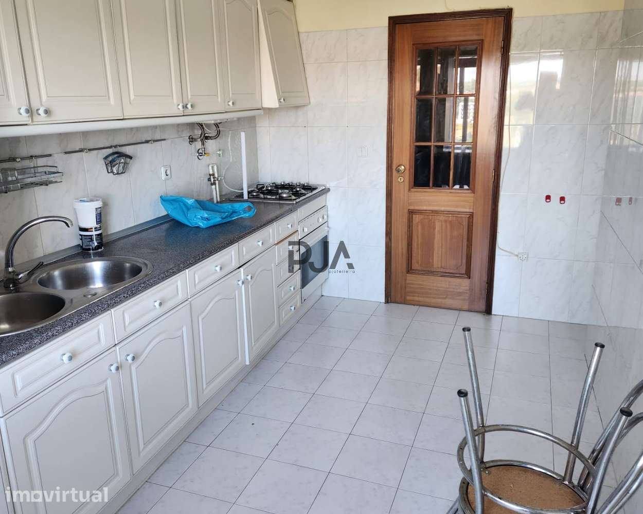 Apartamento T3 para arrendar no centro de Mangualde - Grande imagem: 3/12