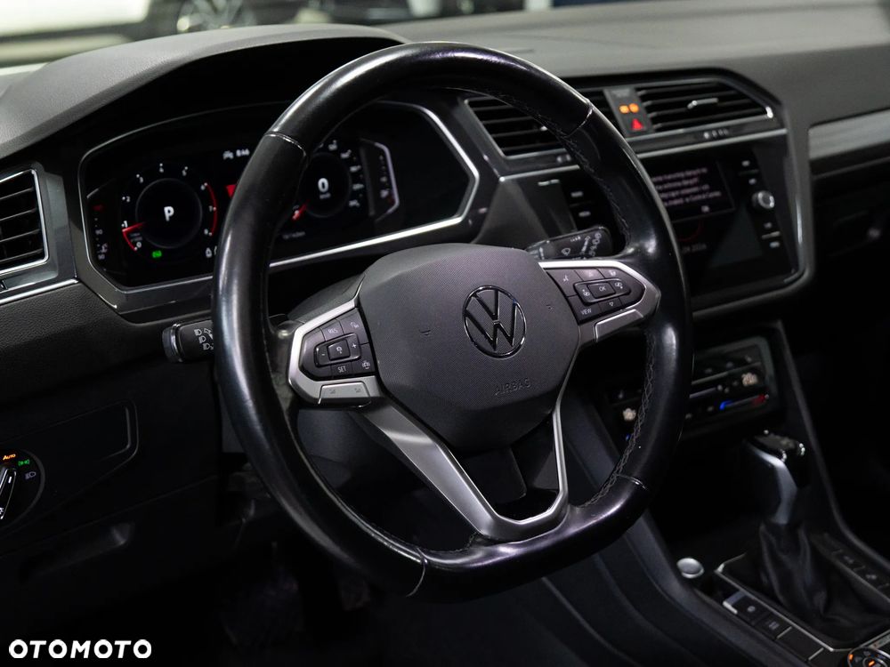 Volkswagen Tiguan 2.0 TSI 4Mot Elegance DSG - 11
