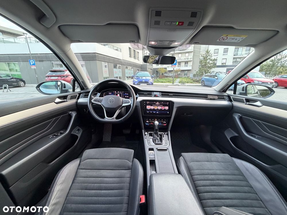 Volkswagen Passat 1.5 TSI EVO Elegance DSG - 9