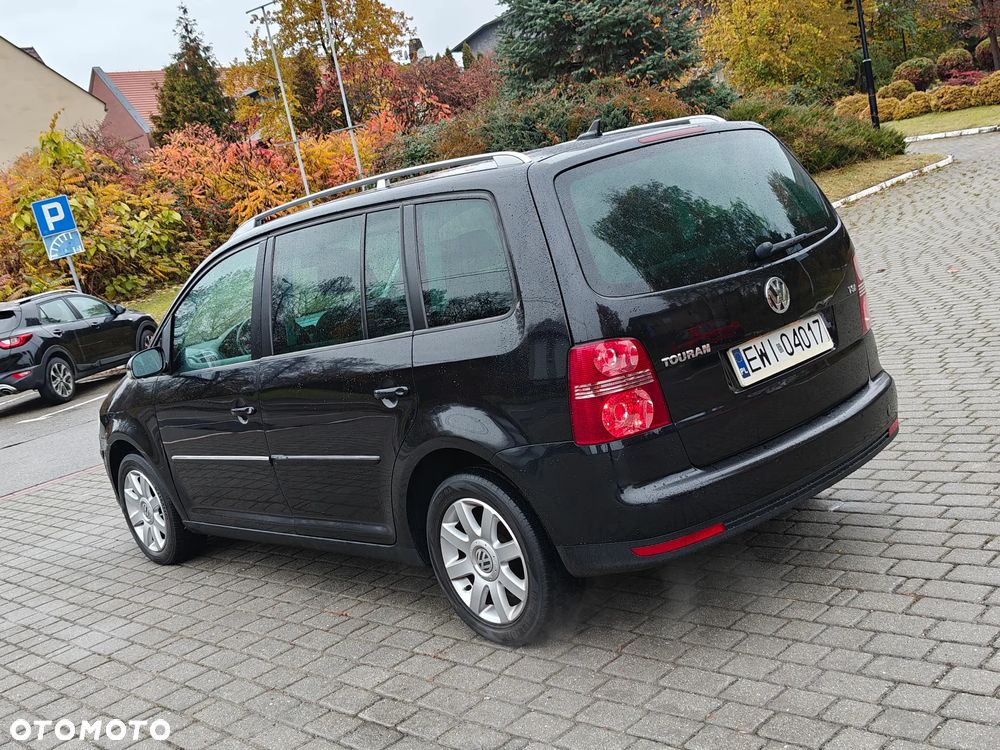Volkswagen Touran ver-1-4-tsi-highline-perfectline - 16