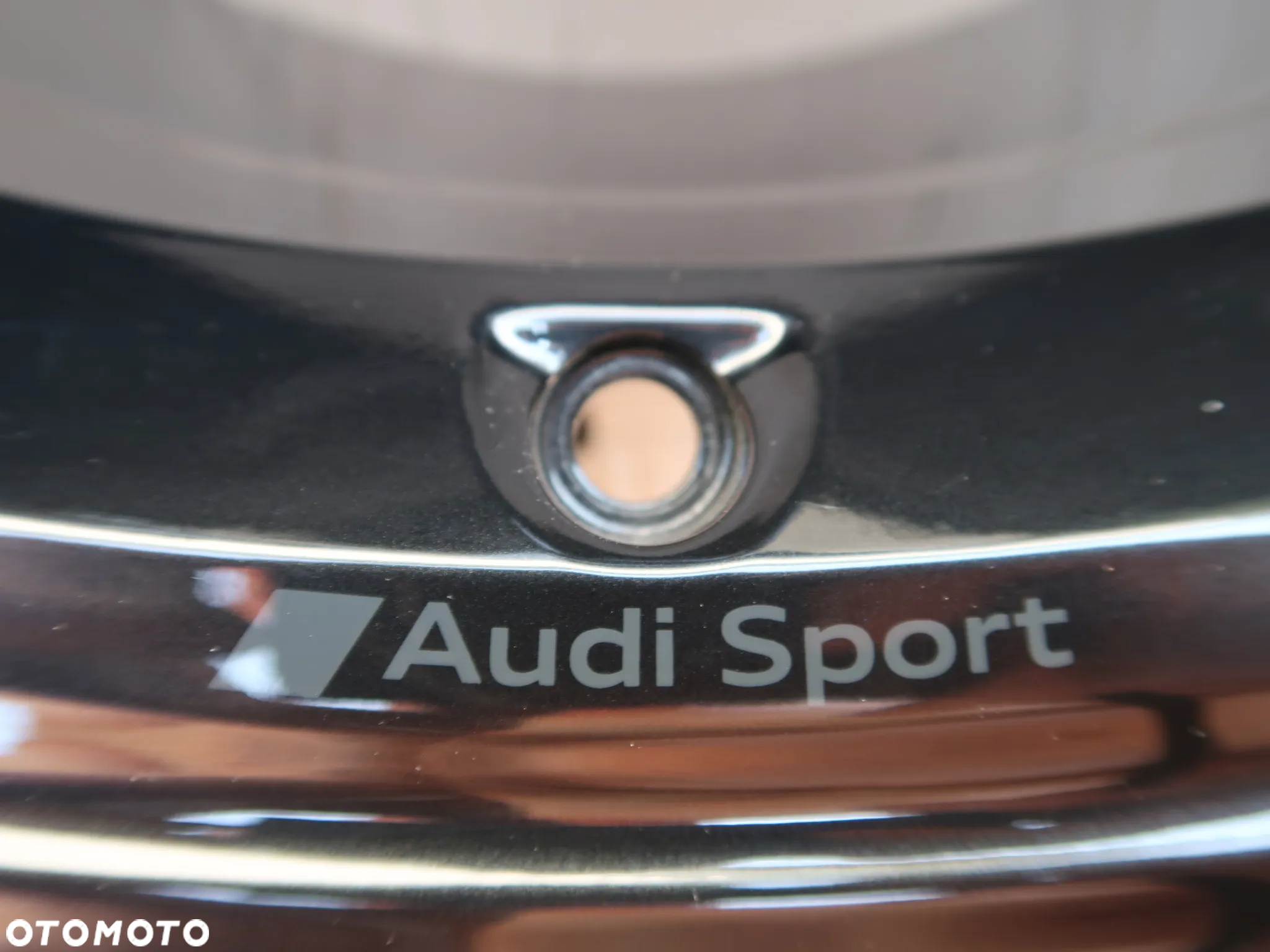 FELGA AUDI RS6 Q7 Q8 RSQ8 22'' 4K0601025DK - 4