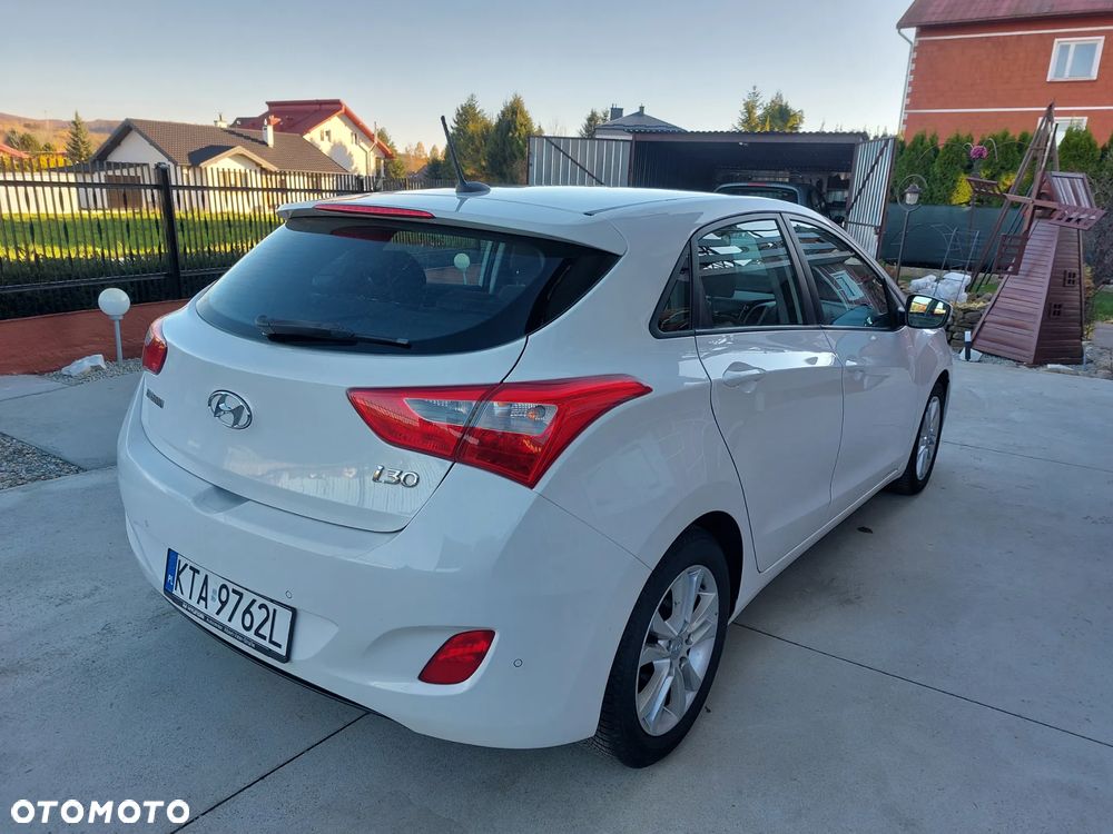 Hyundai i30 1.4 Fifa World Cup Edition - 4