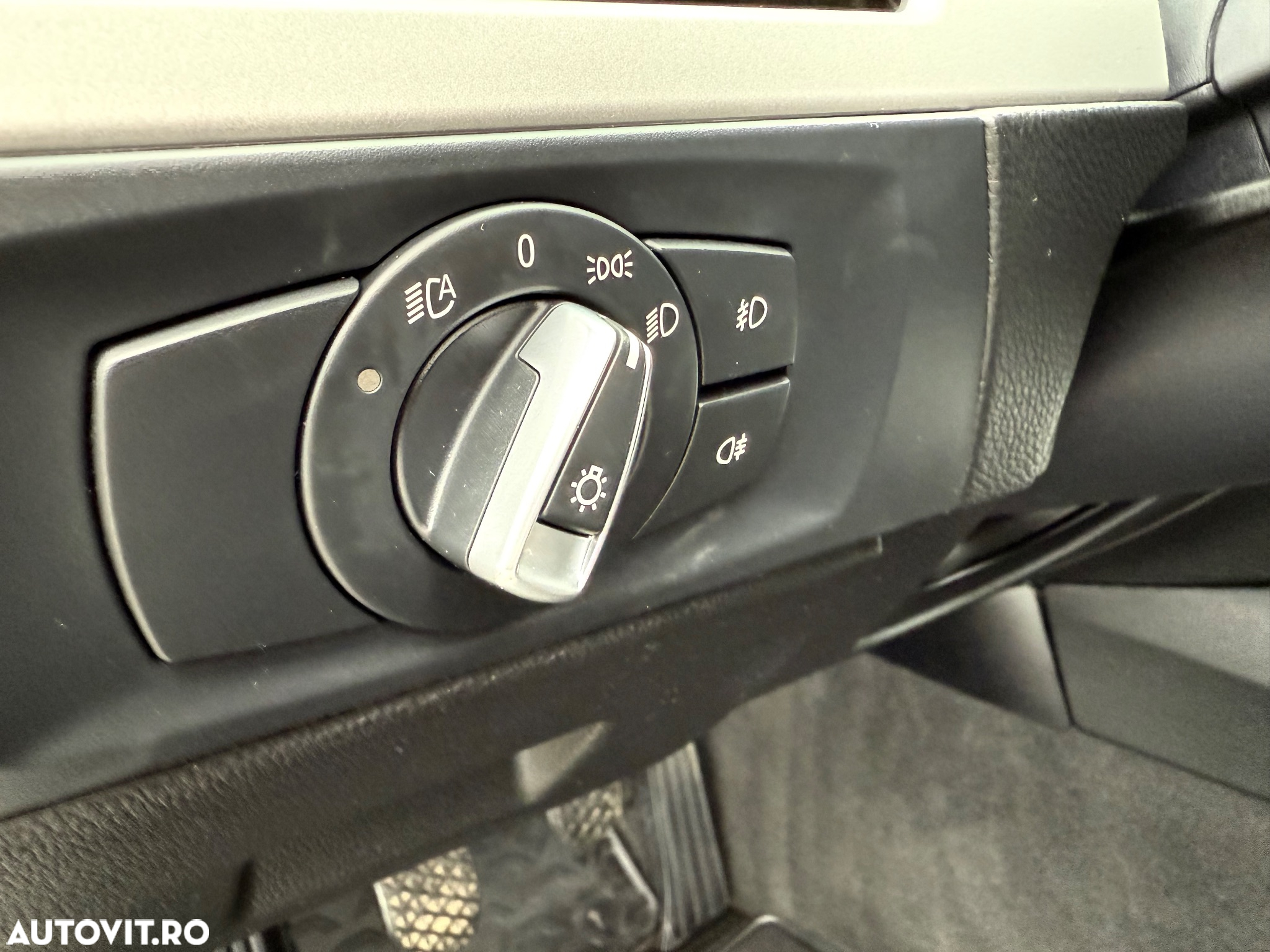 BMW Seria 3 320d - 14