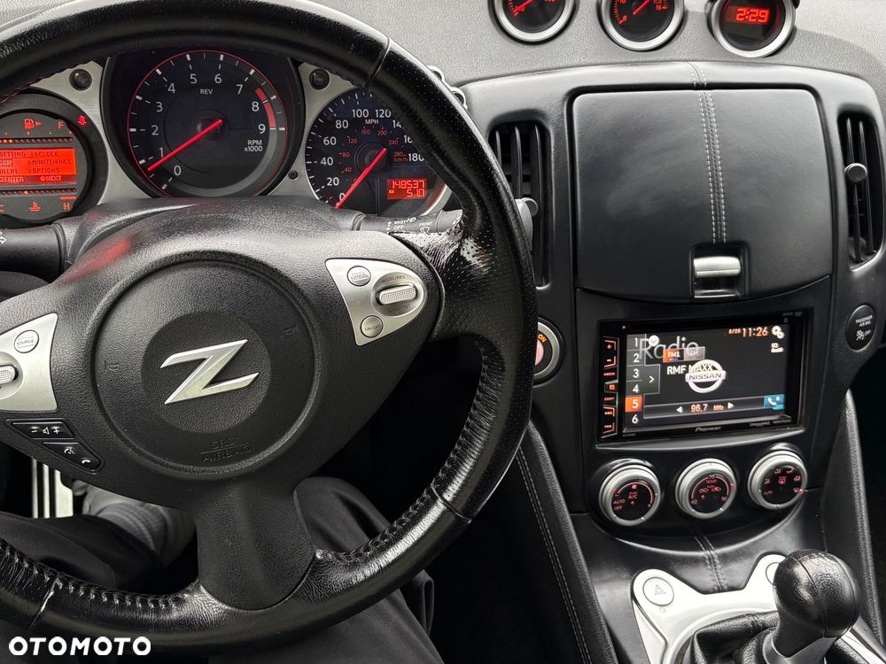 Nissan 370 Z 3.7 V6 Nismo - 10