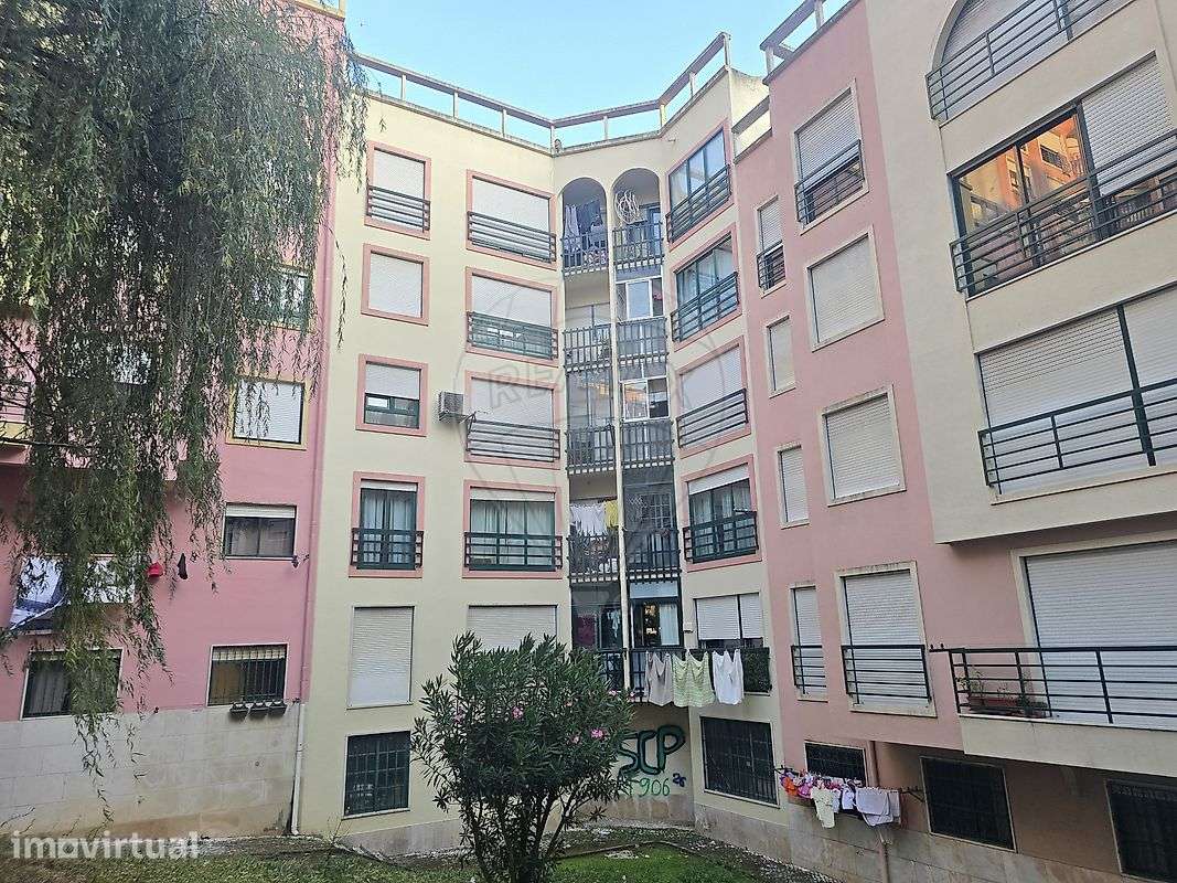 Apartamento T4 para venda - Grande imagem: 2/27