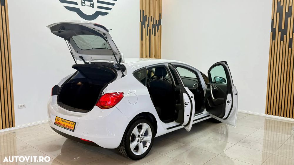 Opel Astra - 12