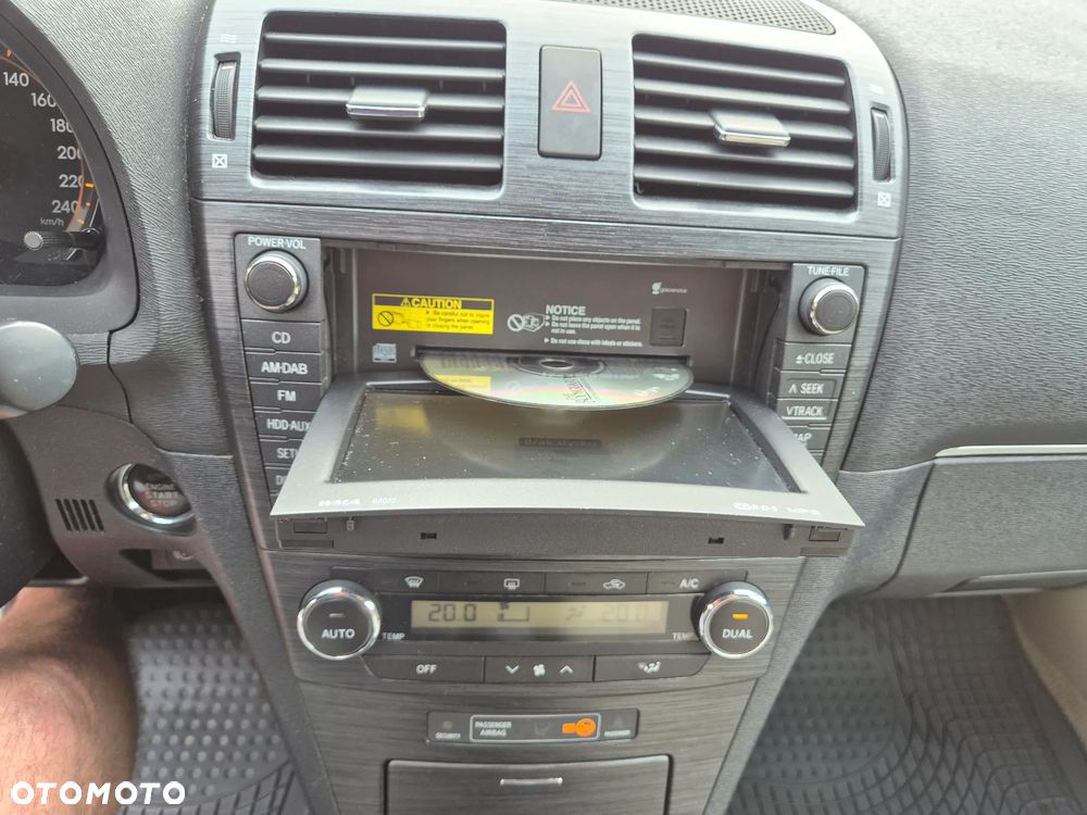Toyota Avensis 2.0 D-4D Sol plus+NAVI - 18